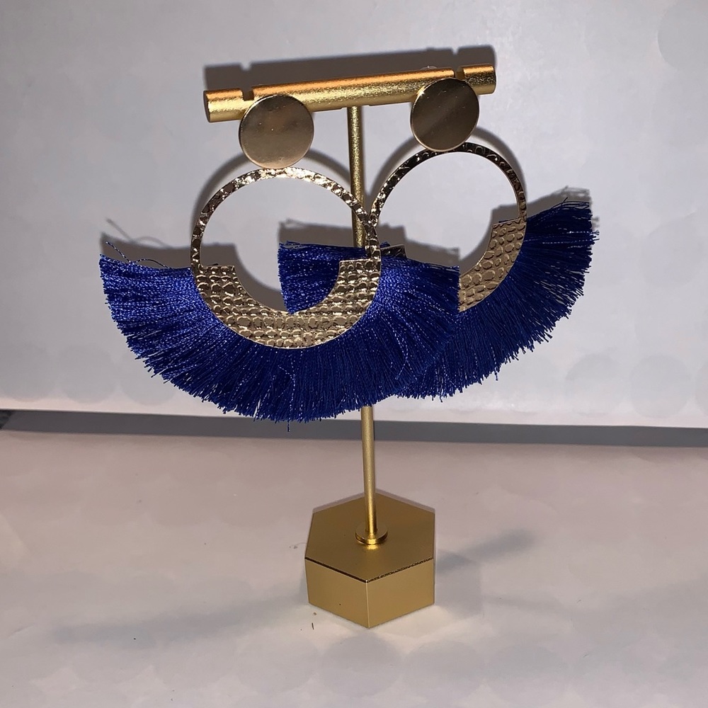 Tassel’n Earrings